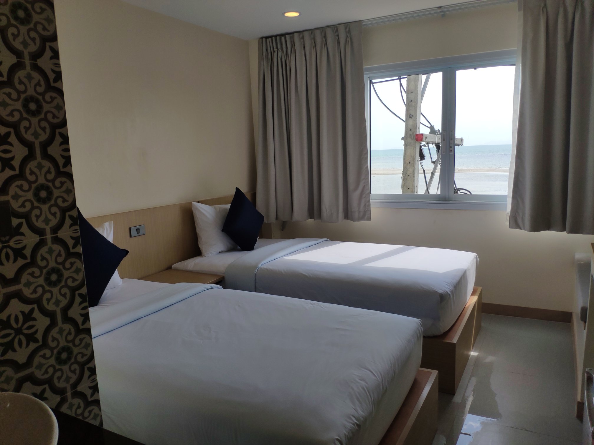 Superior Seaview Room